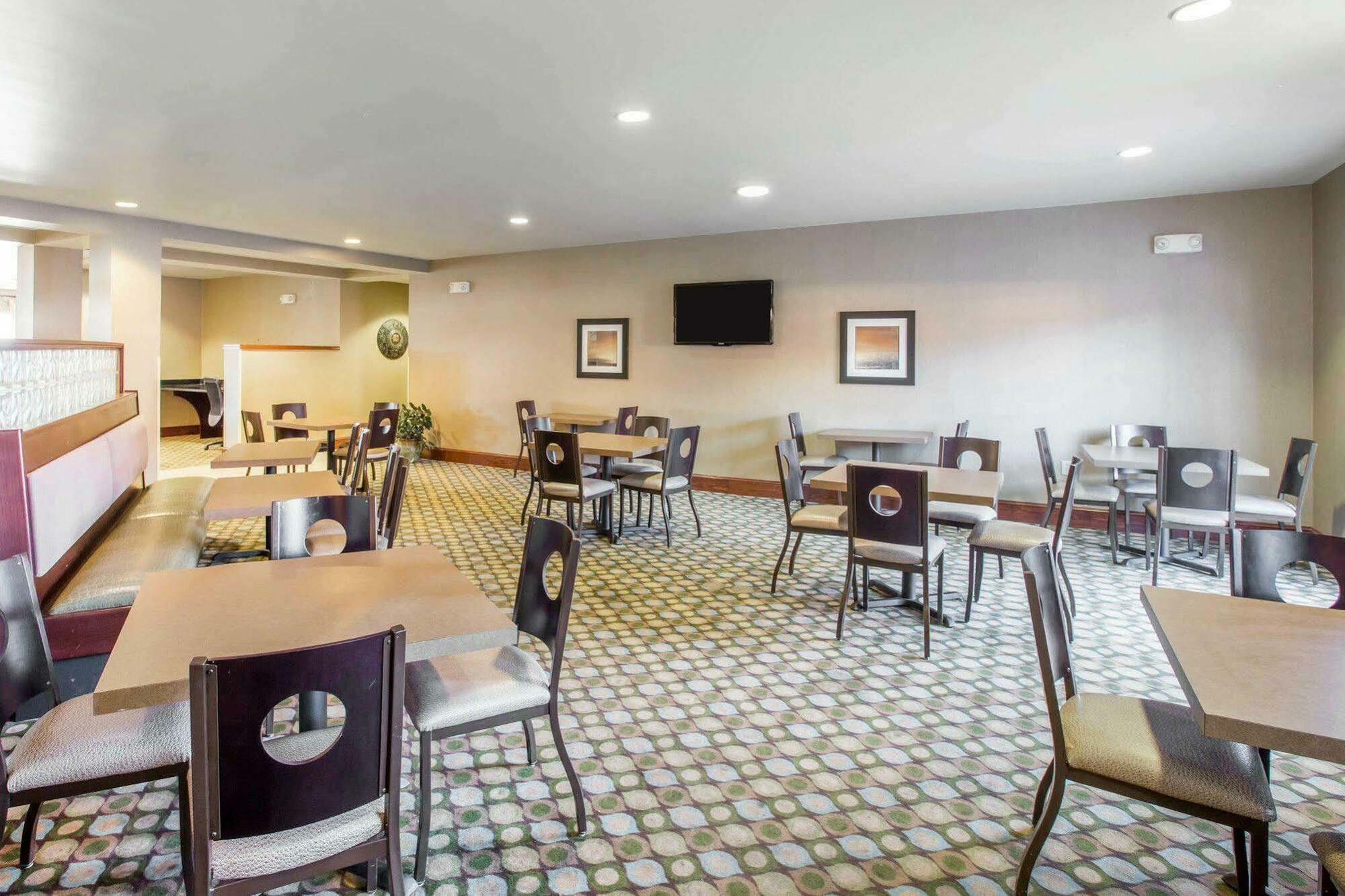 Comfort Suites Mcdonough Atlanta South Extérieur photo