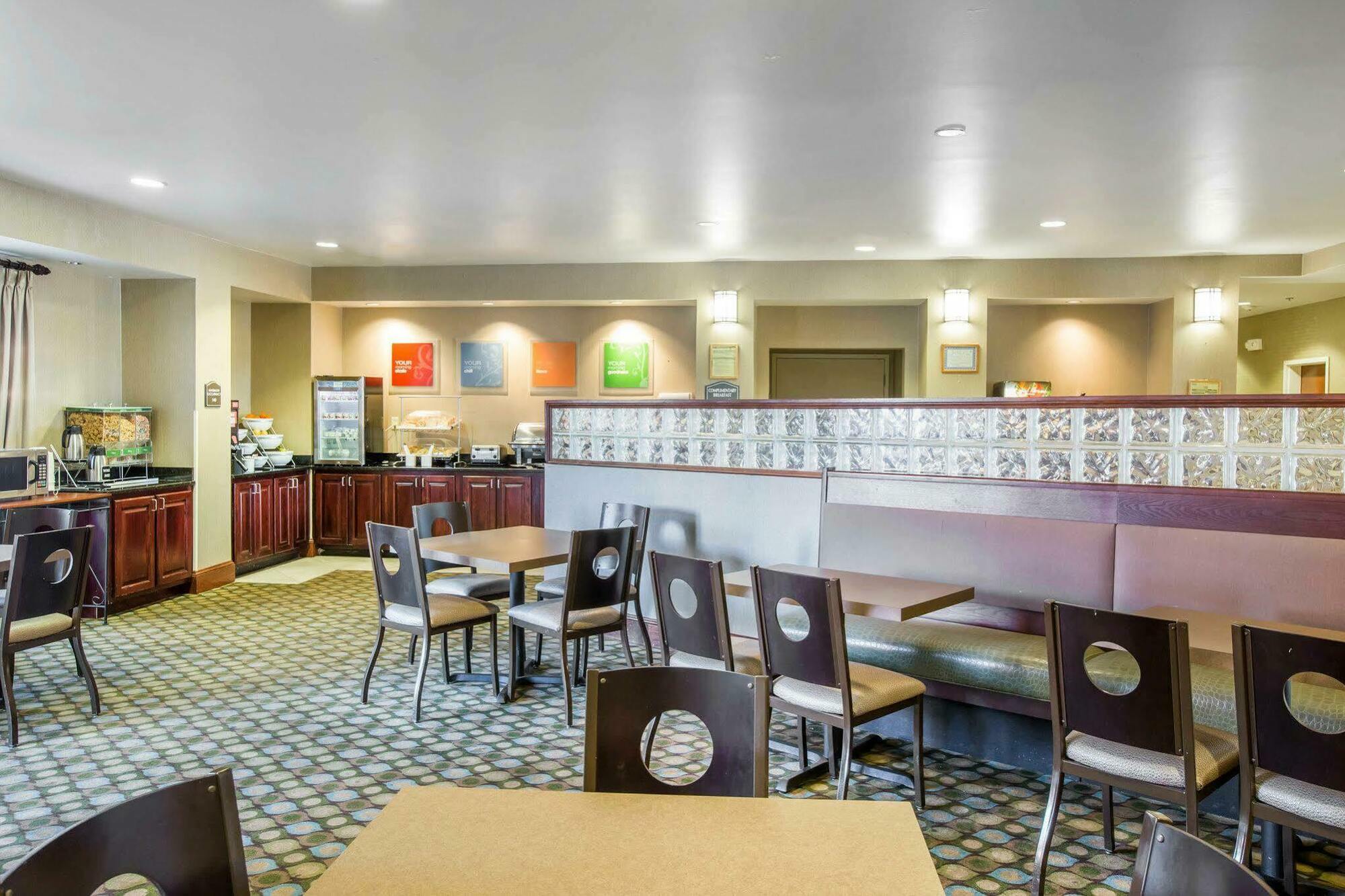 Comfort Suites Mcdonough Atlanta South Extérieur photo